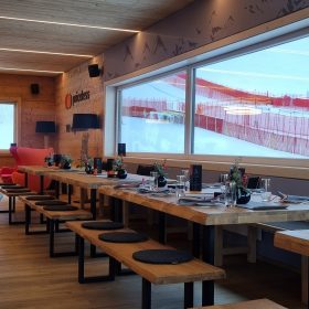 Tisch Alpin mit Baumkante L 200 x B 100 x H 76 cm